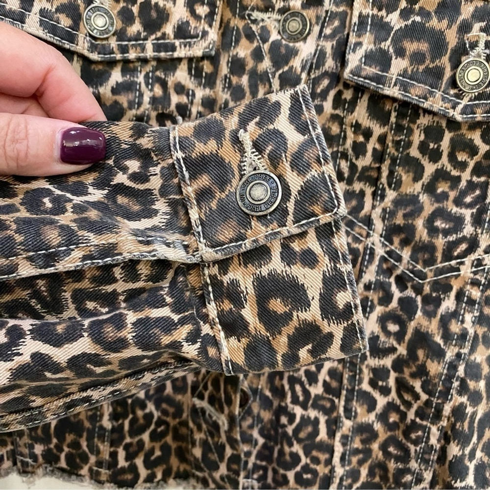 Free People animal leopard cheetah jacket with cropped cutoff hemline size xs - Picture 7 of 12